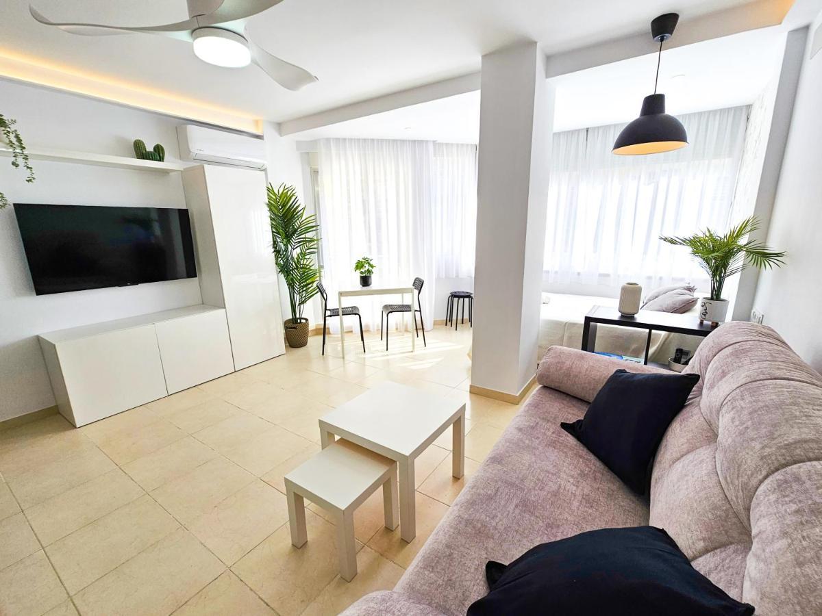 Estudio Vip Mediterraneo - Alojamientos La Torre Torre Del Mar Buitenkant foto