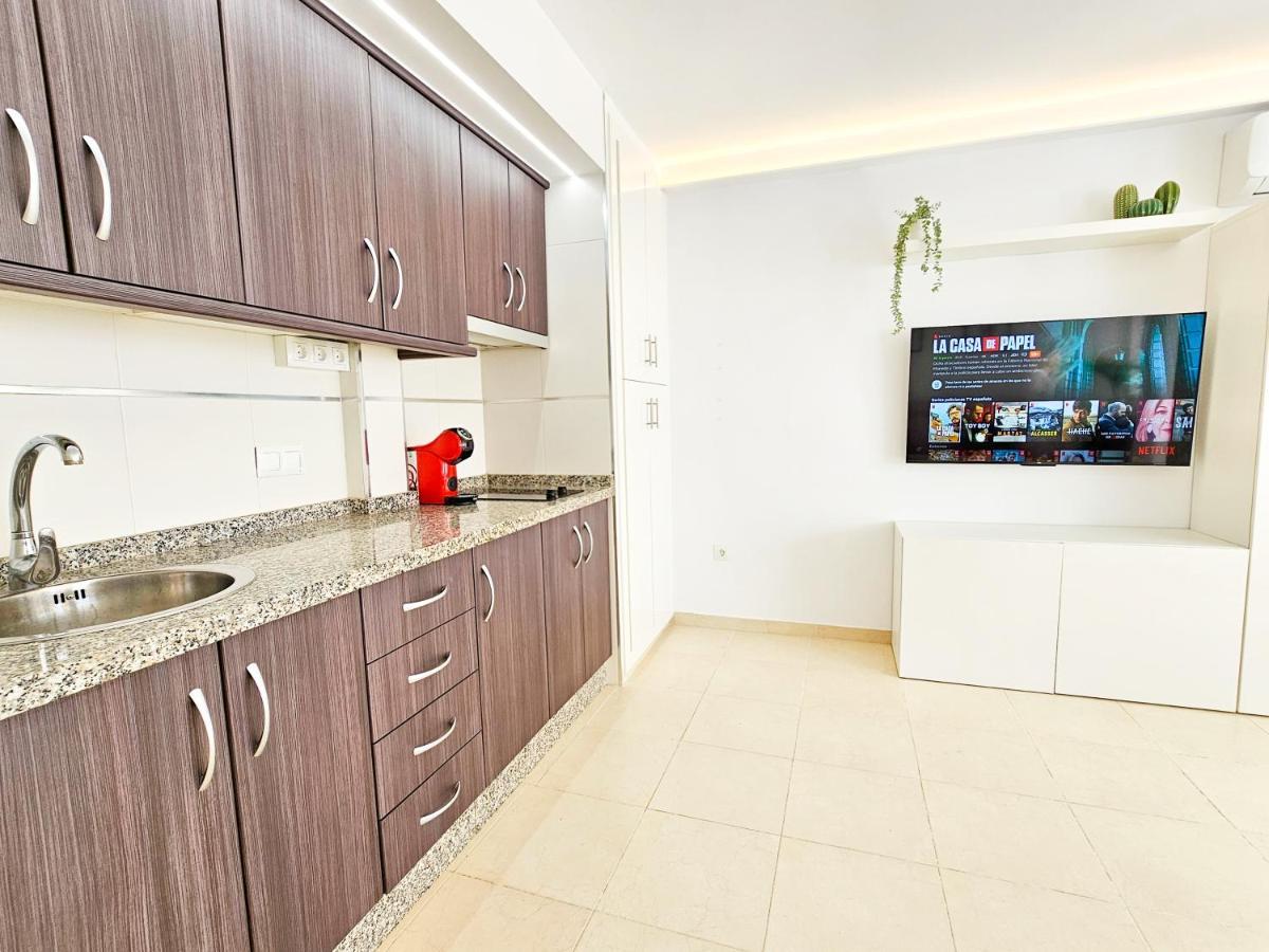 Estudio Vip Mediterraneo - Alojamientos La Torre Torre Del Mar Buitenkant foto